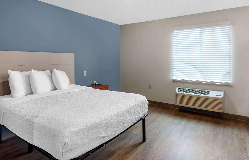Standard Double Room interior